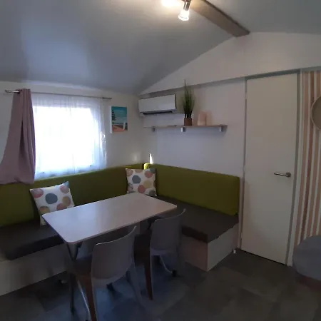 Campsite Mobil 4 6 Pers Climatise Eurolac Aureilhan (Landes)